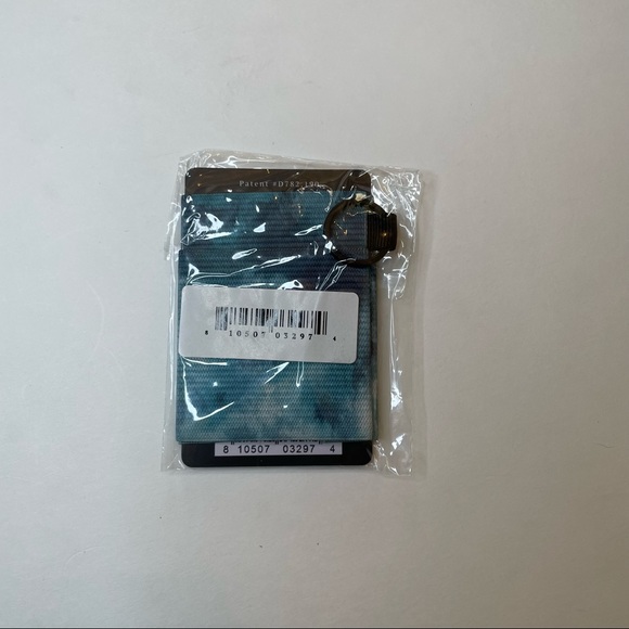 Blue Thread Wallet - Picture 4 of 4